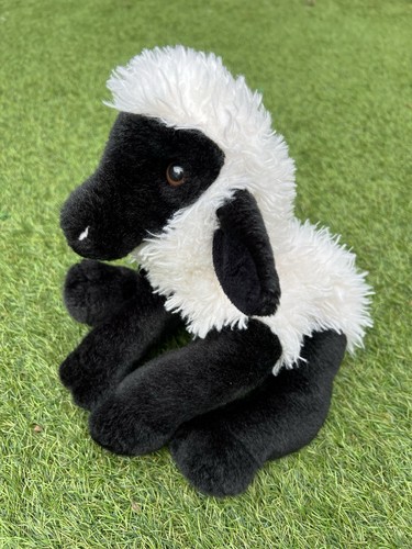 The puppet company - company, sheep