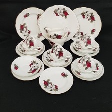 20 piece Vintage Harleigh Bone China Red Rose tea set England