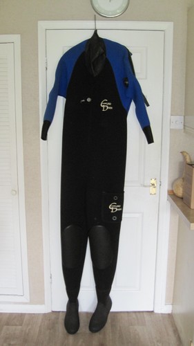 Diving neoprene drysuit
