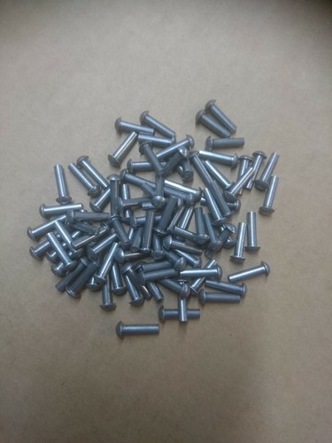 Round solid - 1/2,