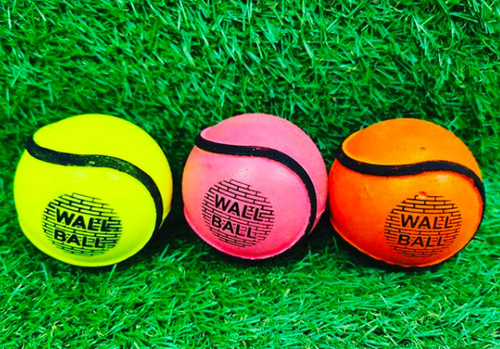 Hurling camogie wall - wall, ball