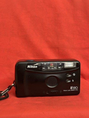 Nikon 220 35mm film - nikon,