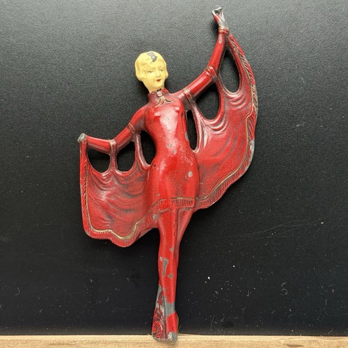 Art deco lady red figure - lady, in