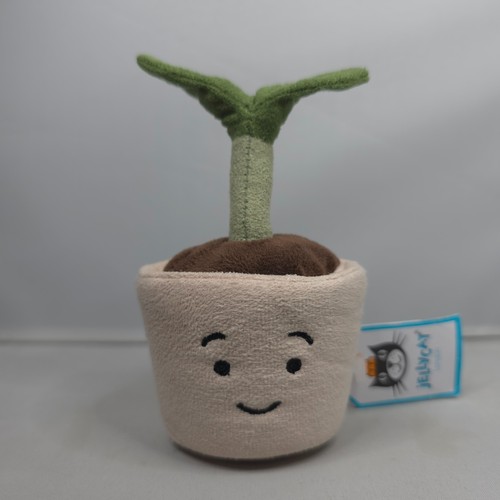 Bnwt jellycat happy seedling - -,