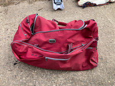 Conty's Red Cricket Bag Large Holdall - wheel missing