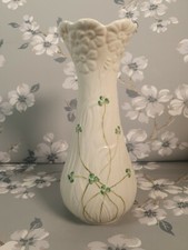 Belleek Pottery 10.5" Daisy