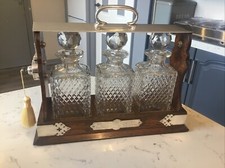 A SUPERB GENTLEMEN’S