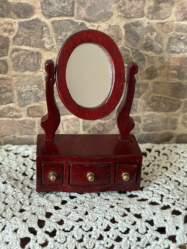 Dolls house scale - 1/12,