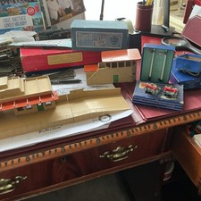 Vintage Hornby Dublo Through