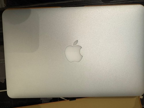 Macbook air mid - macbook,