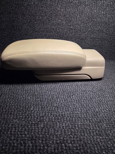 Jaguar type cream - type,