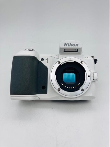 Nikon mirrorless camera - v2,