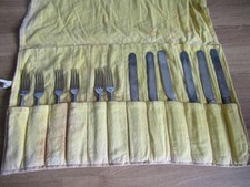 Vintage 6 Person Set of EPNS Dessert  Cutlery with Cream Handles in Felt Roll