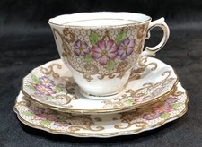 Vintage Colclough Bone China “Antique Lace & Flowers 6621” Tea Cup Trio/3 Piece