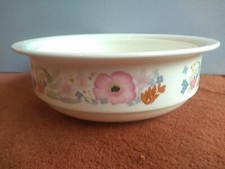 Wedgewood Bowl in Meadow -Sweet design. 9" Diameter, 2.5" Deep.