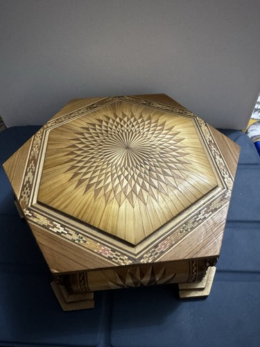 Vintage hexagonal marquetry - vintage,