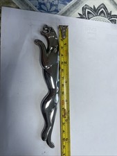 Jaguar HK83-404D52BA Car Badge