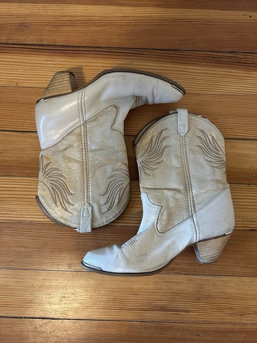 Vintage 1970s dingo - vintage,