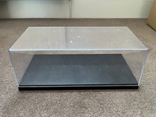 1/18 Scale Model Car Display