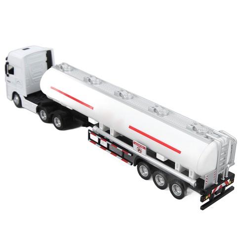 White oil tanker - oil, 1:50