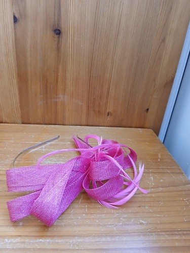 Cerise pink loop - cerise, bow
