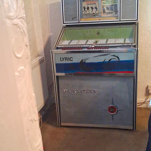 Wurlitzer lyric freestanding - lyric,