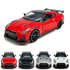 1:32 Nissan GT-R Nismo Model