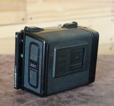 Zenza Bronica ETRS 220 back -