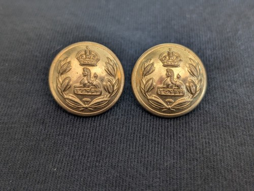 Lancashire fusiliers gilt - 2x,