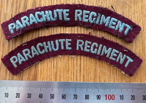 Genuine pair parachute - of,