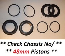 (x2) AUSTIN HEALEY 3000  FRONT