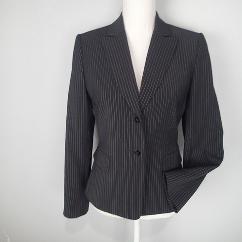 Tahari blazer ladies suit - tahari, blazer,ladies