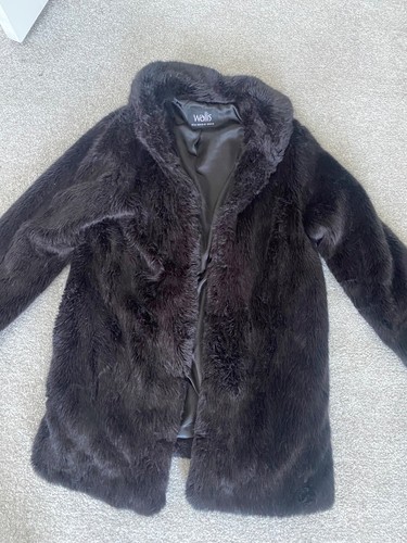 Wallis black faux - , long