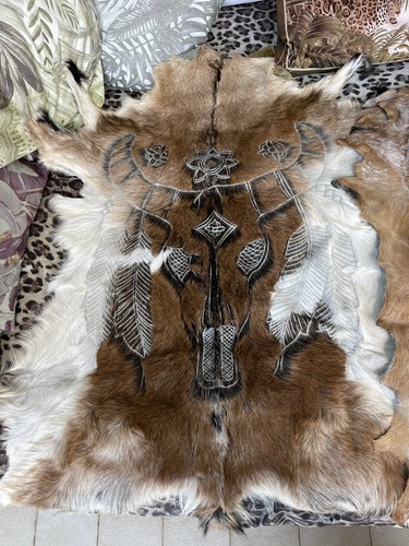 Hand carved bulls - carved, skull