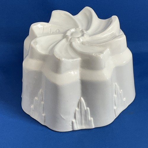 Vintage jelly terrine - terrine, mould