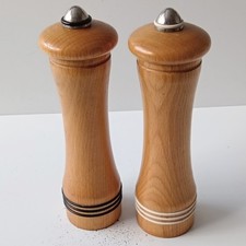 ✅Cole& Mason Wooden Salt and Pepper Grinder Beige 22 Cm high 6 Cm Diameter