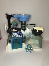 Imaginext Fisher-Price DC Super Friends Mr Freeze Headquarters
