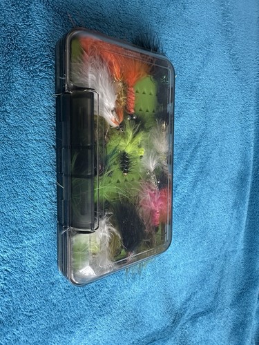Fly fishing box with - , (5)