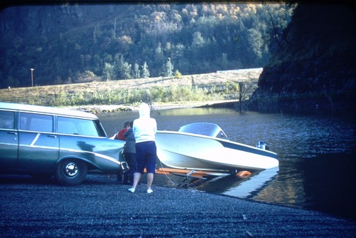 1957 boat launch rooster rock - ,