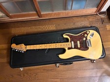 Fender Stratocaster Cream