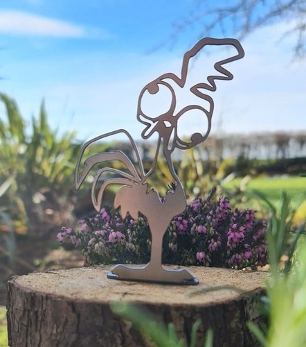 Chicken rusty metal topper - rusty,