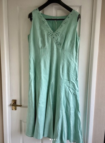 Bnwt house fraser - of,