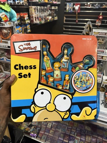 The simpsons chess set tin - chess,
