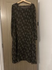 Beautiful Dress By Grizas.Size