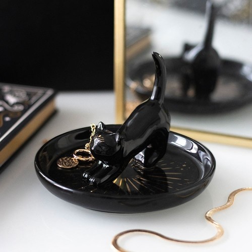 Black gold cat - &,