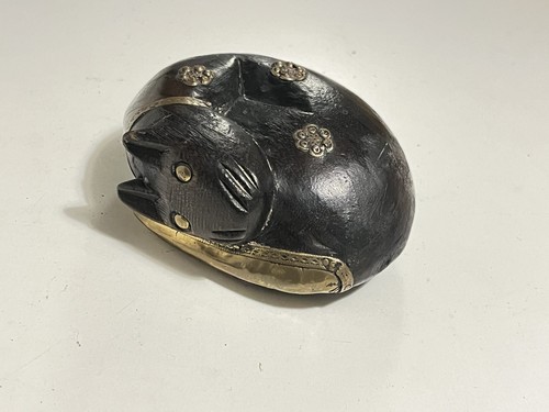 Vintage hand carved - vintage,