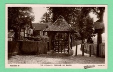 034908  Postcard  PERIVALE  London