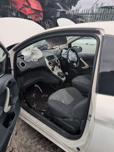 Ford studio 2008 2016 door - ka,