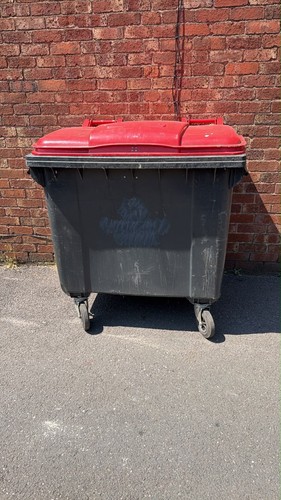 1100 litre wheelie bin - , plastic