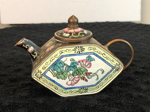 Enamel copper hand - copper, painted